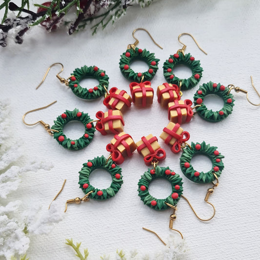 Christmas Earrings, Wreath Earrings, Polymer Clay Earrings, Stainless Steel Hooks