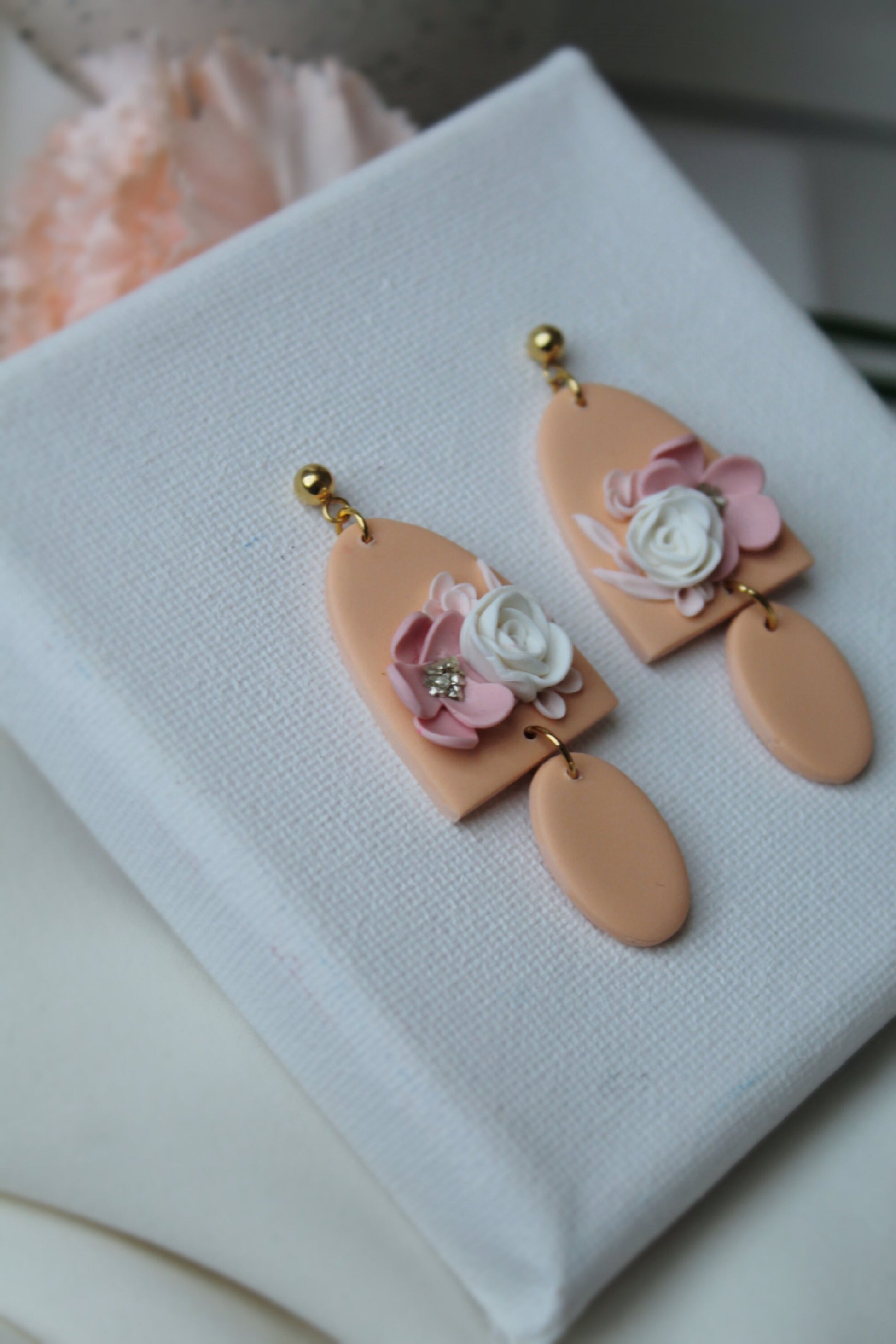Peach Earrings, Flower Earrings, Polymer Clay Earrings, Spring Earrings, Clay Earrings, Floral, Bridal, Statement Earrings, Elegant,Handmade