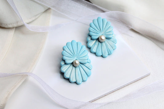 Siren Earrings, Summer Earrings, Shell Earrings, Polymer Clay Earrings, Statement Earrings, Elegant Earrings, Pearl Earrings, Stud Earrings