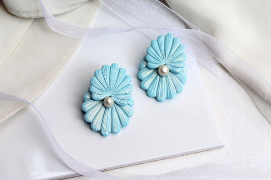 Siren Earrings, Summer Earrings, Shell Earrings, Polymer Clay Earrings, Statement Earrings, Elegant Earrings, Pearl Earrings, Stud Earrings