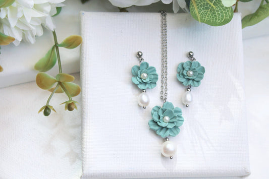 Bridal Jewelry Set, Wedding Jewelry SET, Flower Earrings, Wedding Earrings, Green, Floral Earrings, Flower Necklace, Polymer Clay, Handmade