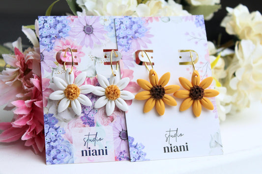 Daisy Earrings, Sunflower Earrings, Hoop Earrings, Clay Earrings, Polymer Clay Floral Earrings, Spring Earrings, Best Seller, Handmade,Hoops