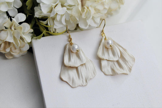 Pearl Earrings, Leaf and Pearl Earrings, Elegant Dangle Earrings, Polymer Clay Earrings, Leaf Dangle, Clay, Statement Earrings, Handmade