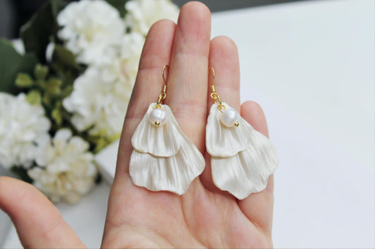 Pearl Earrings, Leaf and Pearl Earrings, Elegant Dangle Earrings, Polymer Clay Earrings, Leaf Dangle, Clay, Statement Earrings, Handmade