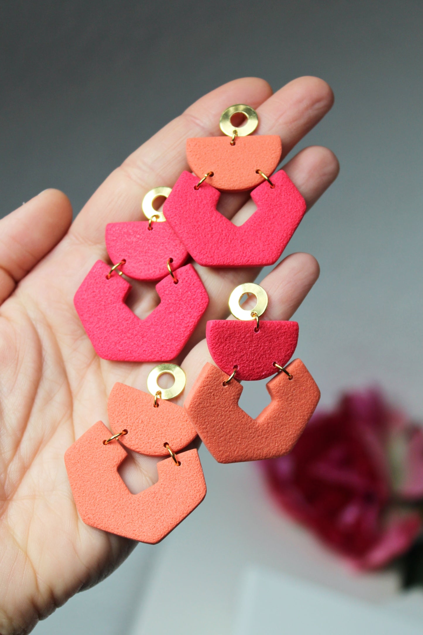 Boucles d'oreilles de déclaration modernes, boucles d'oreilles en argile polymère, boucles d'oreilles contemporaines, faites à la main