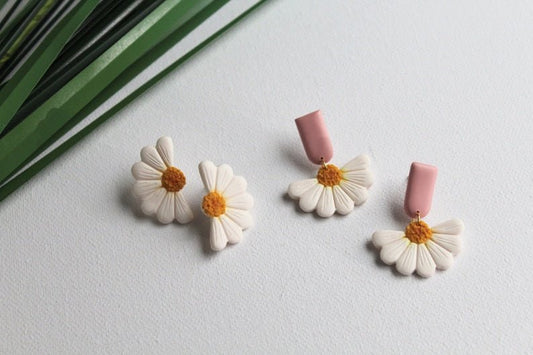 Daisy Earrings, Polymer Clay Floral Earrings, Daisy Statement Earrings - Studio Niani