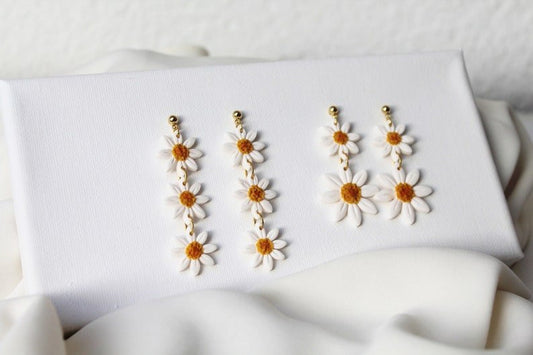 Daisy Earrings, Polymer Clay Floral Earrings, Statement Earrings Perfect for Spring and Summer - Studio Niani