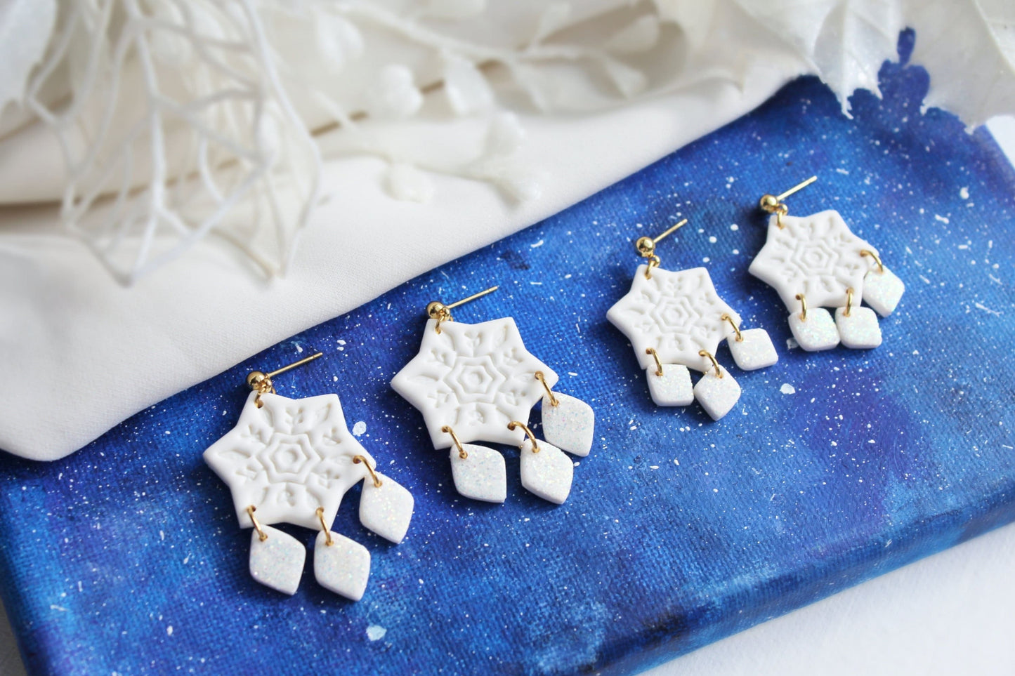 Snowflake Earrings, Polymer Clay Earrings, Winter Earrings, Christmas Earrings, Statement Earrings, Holiday Earrings, White,Glitter,Handmade
