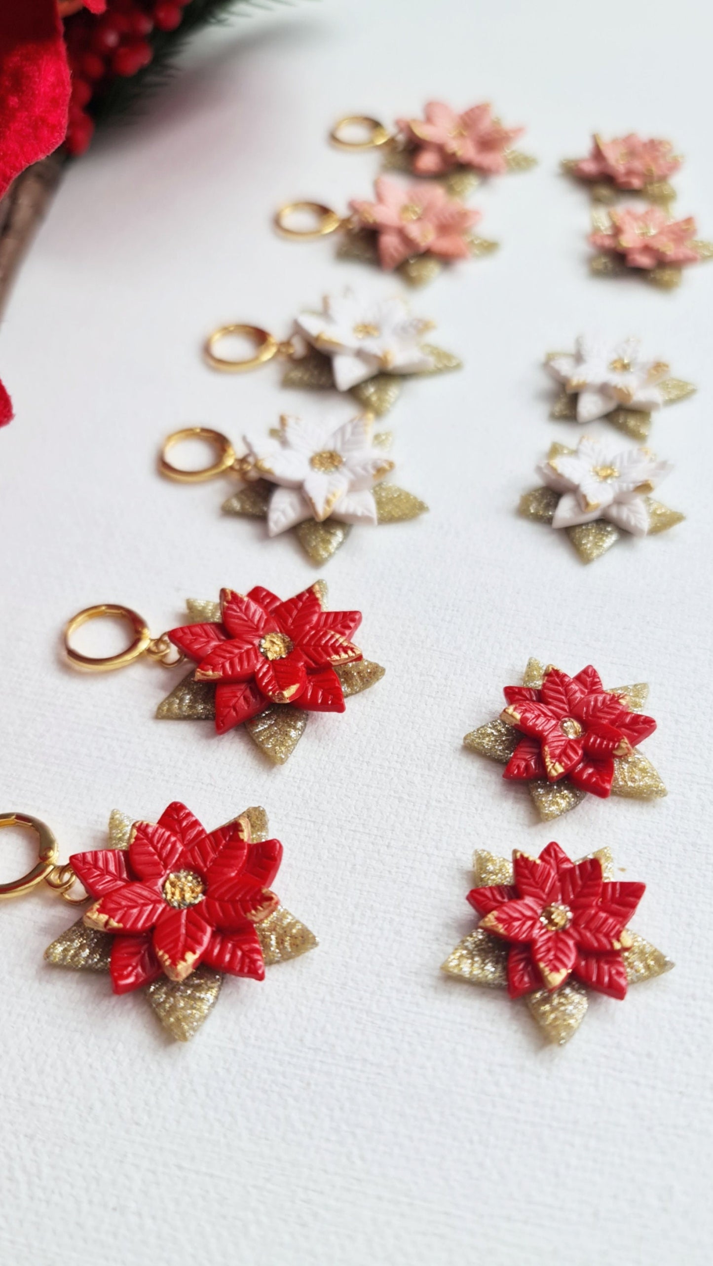 Poinsettia Earrings, Christmas Clay Earrings, Christmas Earrings, Polymer Clay Earrings, Poinsettia Leaf Earrings, Winter Earrings, Handmade