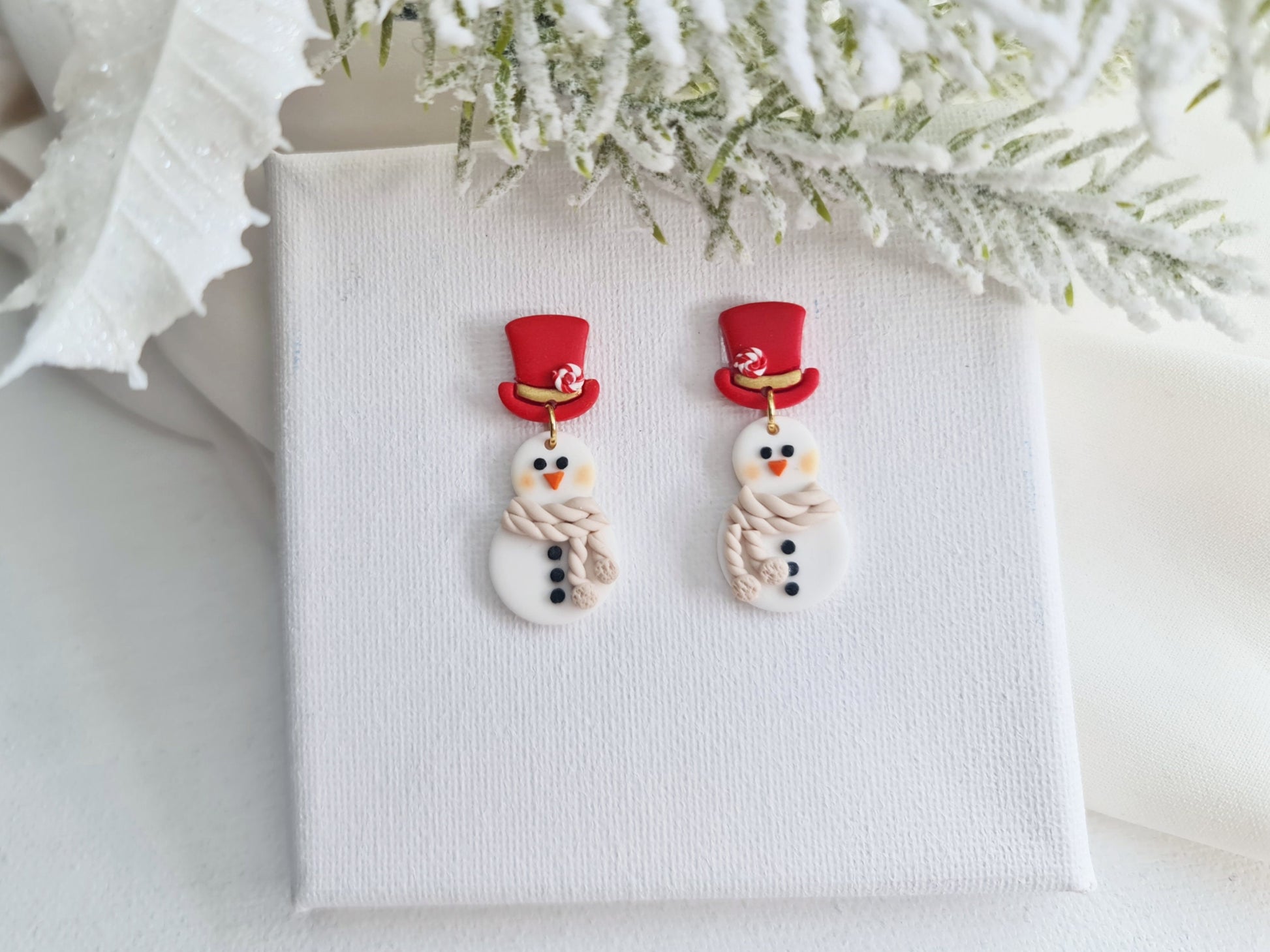 Snowman Earrings, Christmas Earrings, Winter Earrings, Polymer Clay Earrings, Holiday Earrings, Clay Earrings, Handmade Jewelry, Snow, White