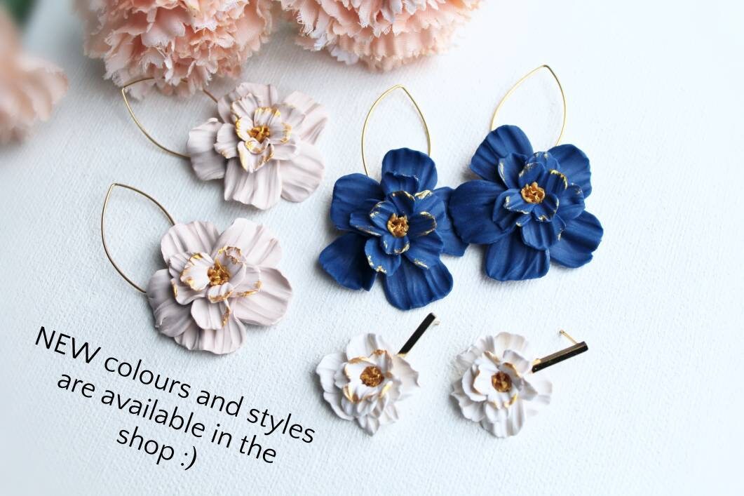 Christmas Flower Earrings, Flower Earrings, Red Flower Earrings, Clay Earrings, Floral Earrings, Christmas Earrings, Statement, Handmade