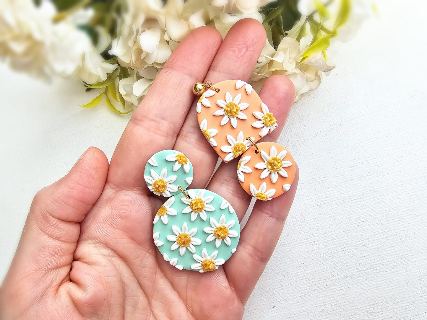 Clay Earrings Daisy, Floral Earrings, Daisy Earrings, Polymer Clay Earrings, Earrings, Pastel, Spring, Statement Earrings, Handmade jewelry