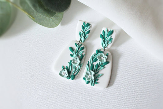 Floral Earrings, Polymer Clay Earrings, Statement Earrings, Clay Earrings, Spring Earrings, Flower Earrings, Floral Dangle Earrings, White