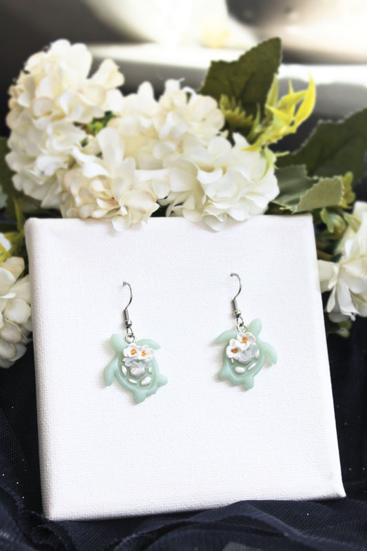 Turtle Earrings, Turtle Polymer Clay Earrings, Summer Earrings, Sea Turtle Earrings, Clay Earrings, Ocean Earrings, Gift for Her, Handmade