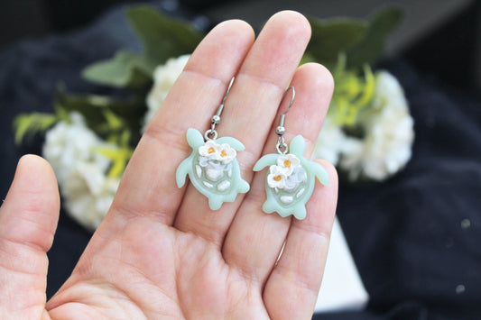 Turtle Earrings, Turtle Polymer Clay Earrings, Summer Earrings, Sea Turtle Earrings, Clay Earrings, Ocean Earrings, Gift for Her, Handmade