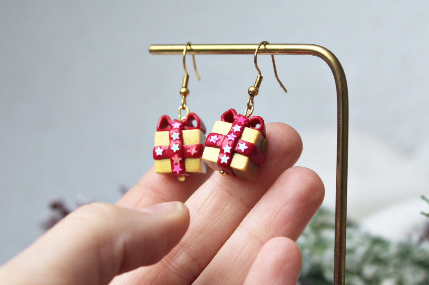 Christmas Earrings, Christmas Present Earrings, Holiday Earrings, Winter Earrings, Polymer Clay Earrings, Clay Earrings, Handmade, Gift