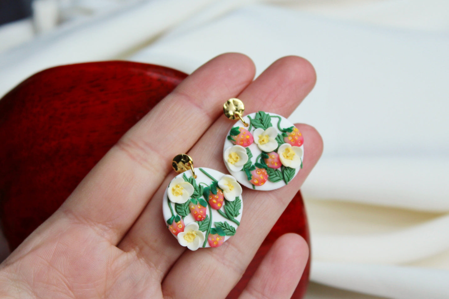 Strawberry Earrings, Valentine's Day Earrings, Polymer Clay Earrings, Statement Earrings, Spring Summer Earrings, Miniature food, Handmade