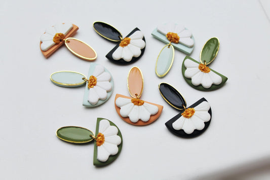 Elegant Daisy Earrings, Floral Earrings, Spring Earrings