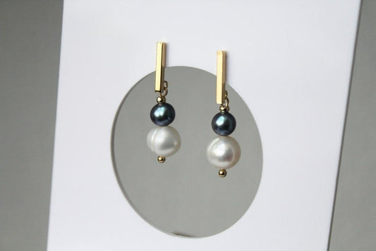 Pearl Earrings, Natural Black Freshwater Pearl, Baroque Pearls Earrings - Studio Niani