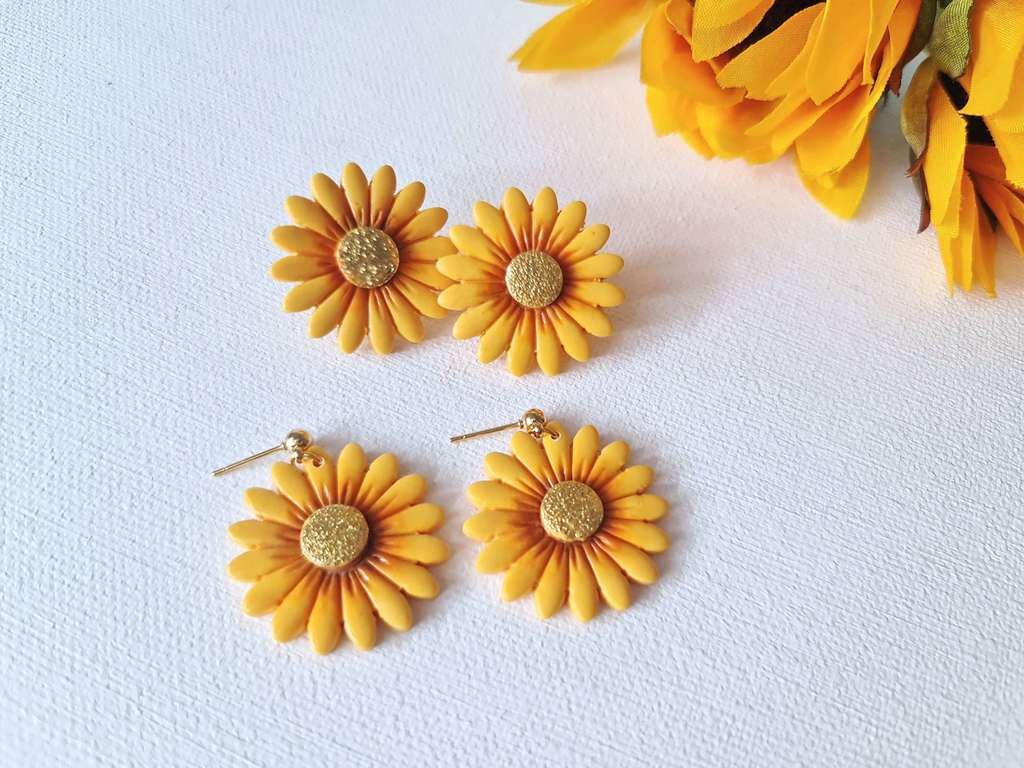 Sunflower Earrings, Polymer Clay Earrings, Handmade Clay Earrings, Floral, Handmade Earrings, Dangle Earrings, Statement Earrings, Studs