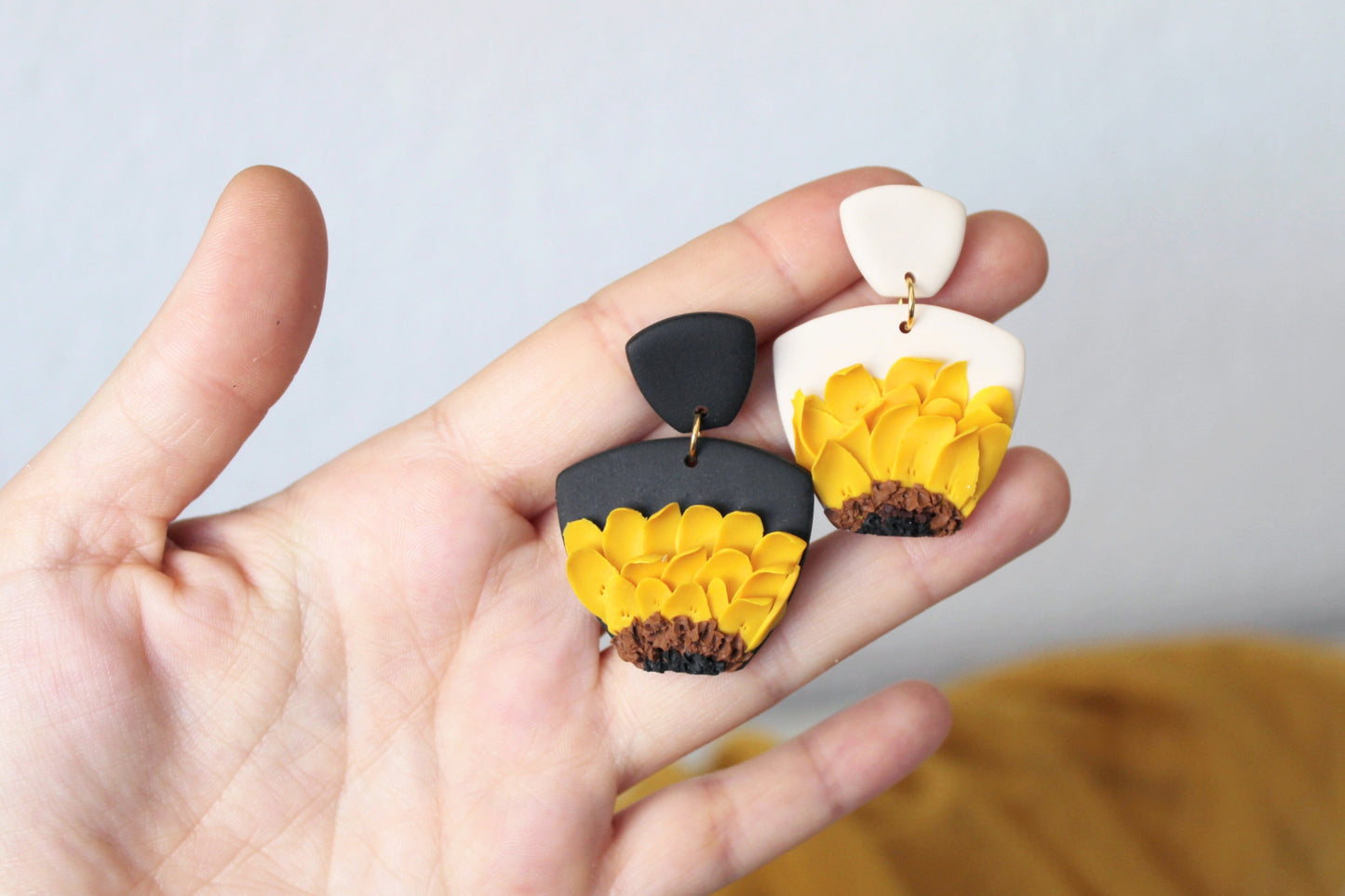 Sunflower Earrings, Polymer Clay Floral Earrings, Black and Beige - Studio Niani