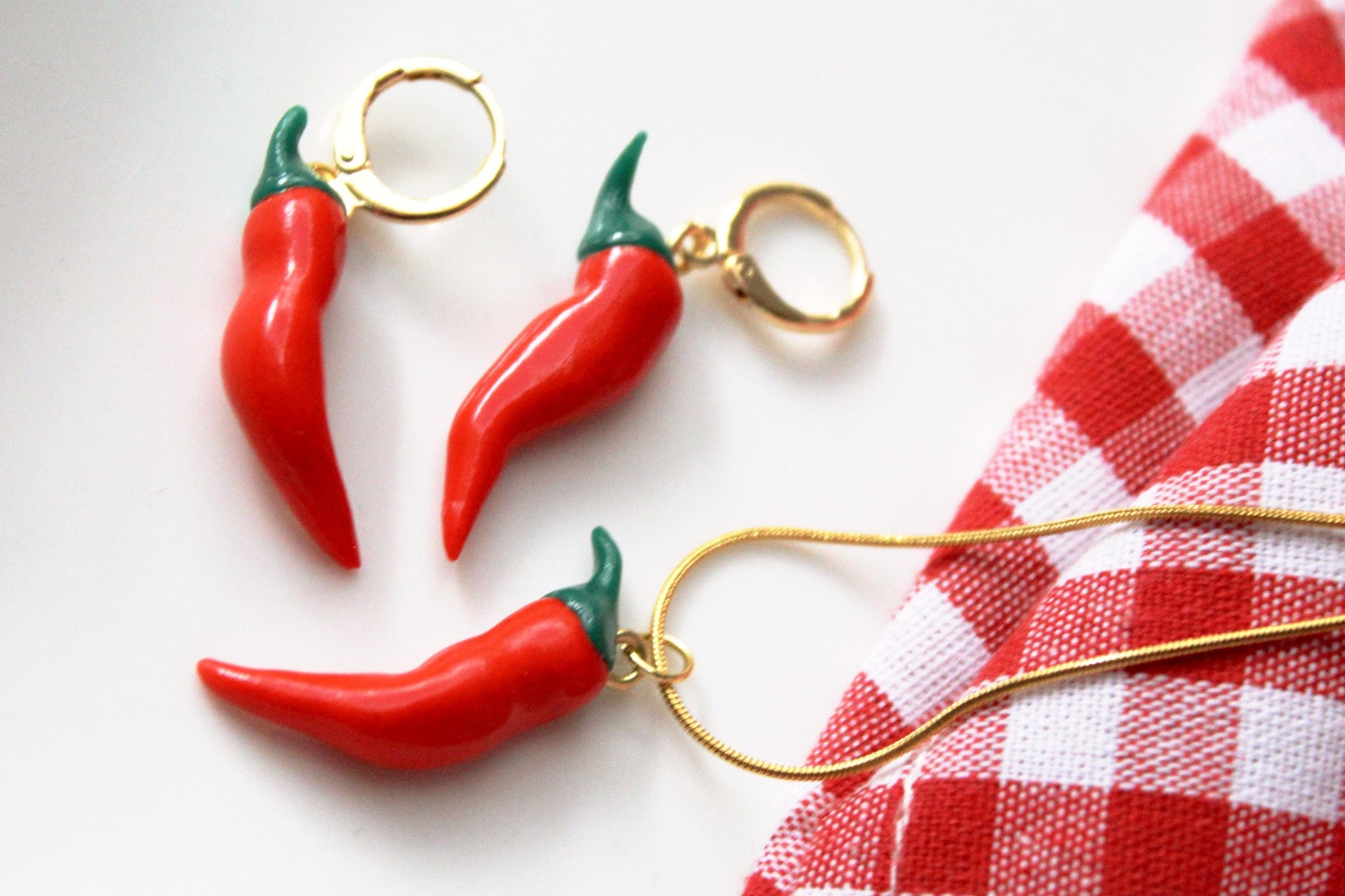 Chilli Pepper Earrings, Chili Pepper Earrings and Necklace Set, Spicy Red Pepper Set, Handmade Polymer Clay Jewelry, Chilli Pepper Necklace