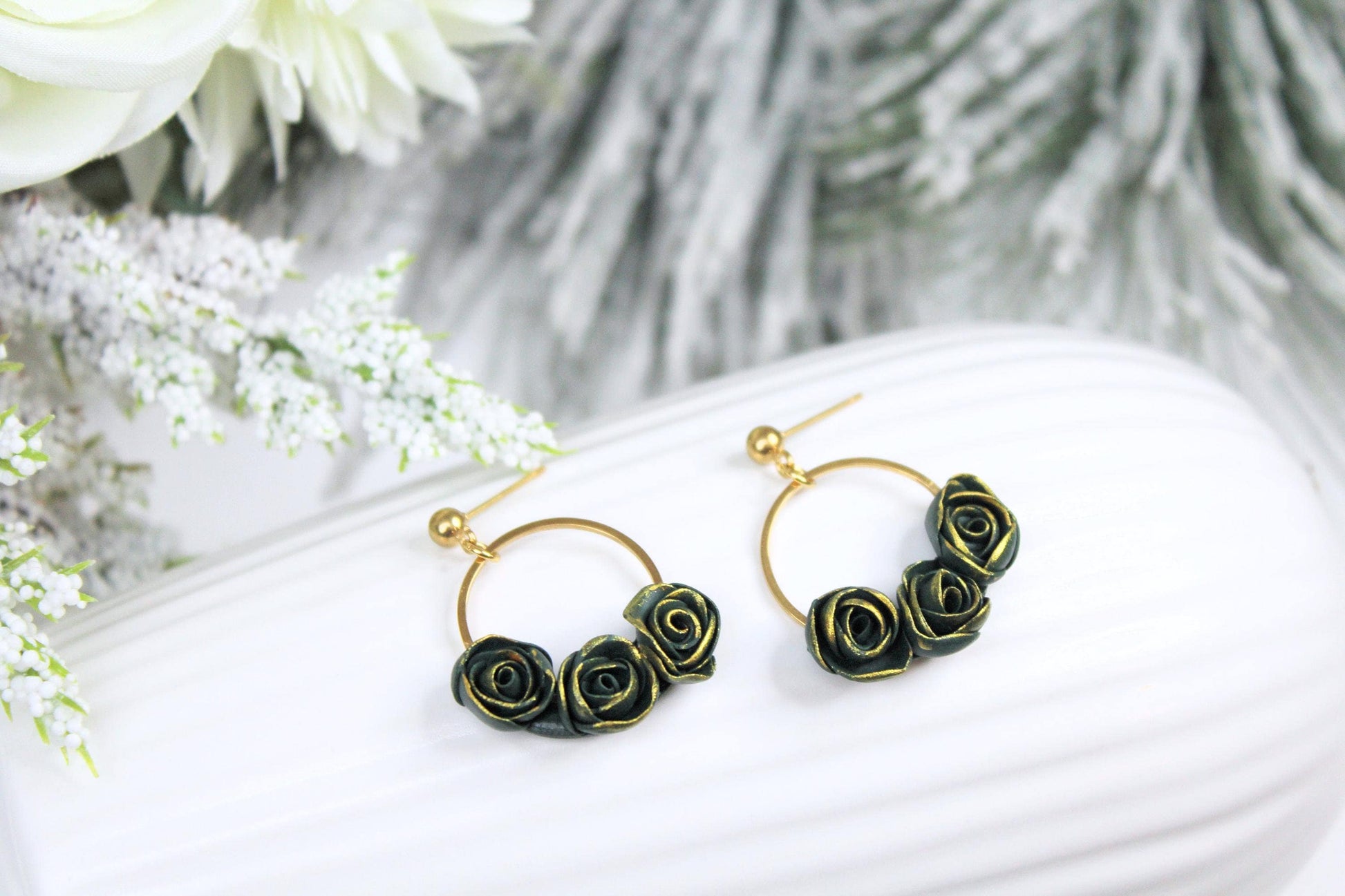 Rose Earrings, Green, Flower Earrings, Elegant Flower Earrings, Handmade Earrings, Clay Earrings,Floral Earrings,Christmas Earrings,Handmade