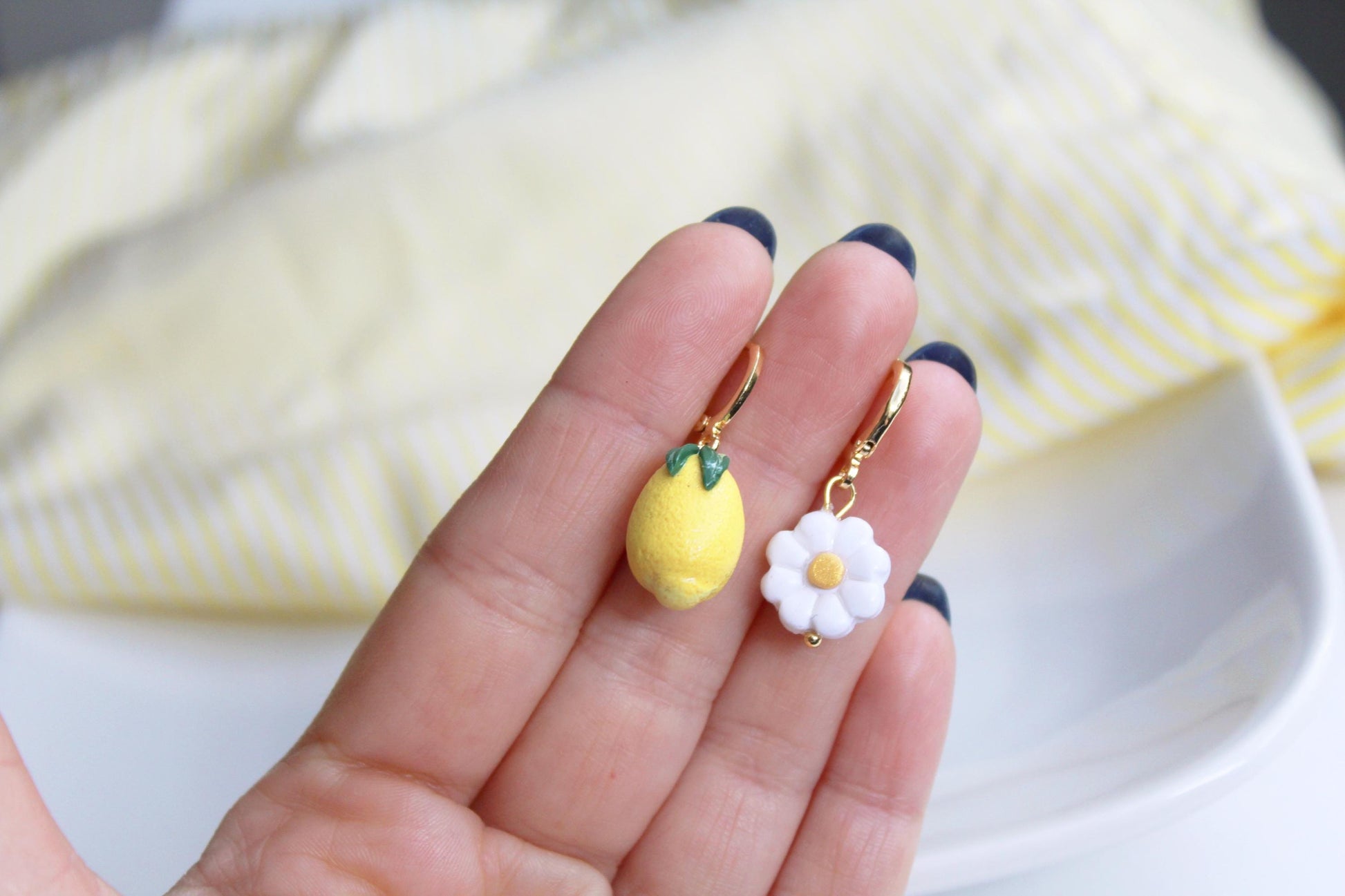 Cute Strawberry Lemon Daisy Earrings, Fruit Charm Earrings, Handmade Polymer Clay Jewelry, Lemon Earrings, Strawberry Earrings, Summer, Gift