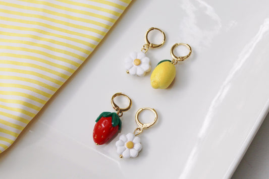 Cute Strawberry Lemon Daisy Earrings, Fruit Charm Earrings, Handmade Polymer Clay Jewelry, Lemon Earrings, Strawberry Earrings, Summer, Gift