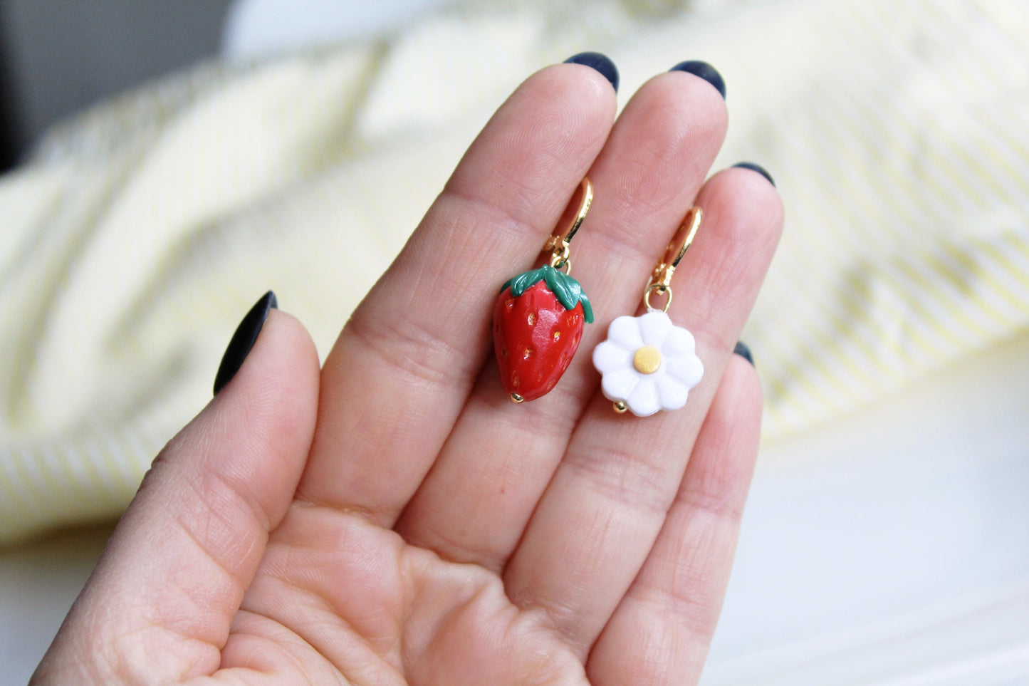 Cute Strawberry Lemon Daisy Earrings, Fruit Charm Earrings, Handmade Polymer Clay Jewelry, Lemon Earrings, Strawberry Earrings, Summer, Gift
