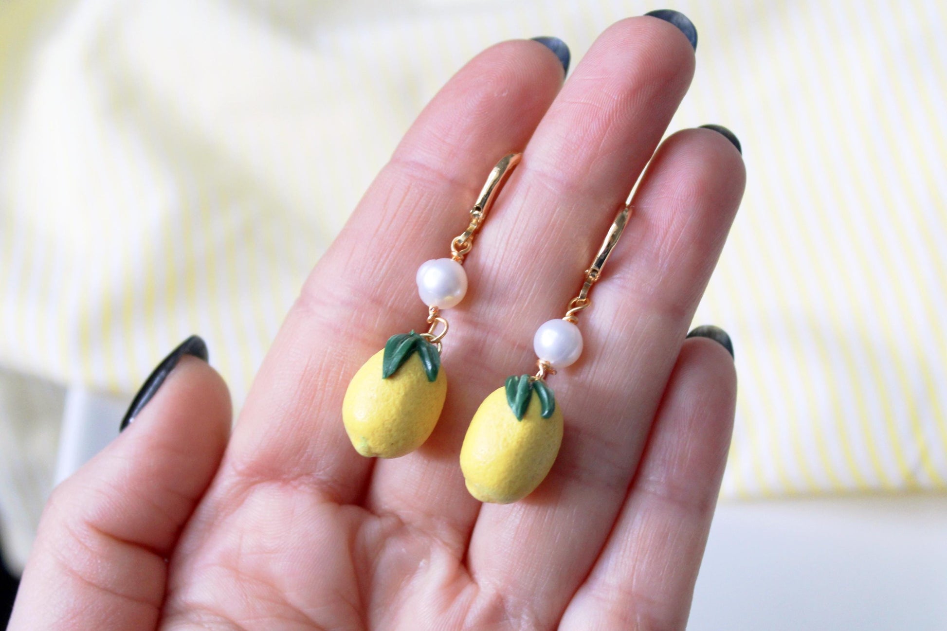 Summer Dangle Earrings, Strawberry Lemon Daisy Earrings, Fruit Charm Earrings, Polymer Clay Jewelry, Pearl, Cottagecore Jewelry, Handmade