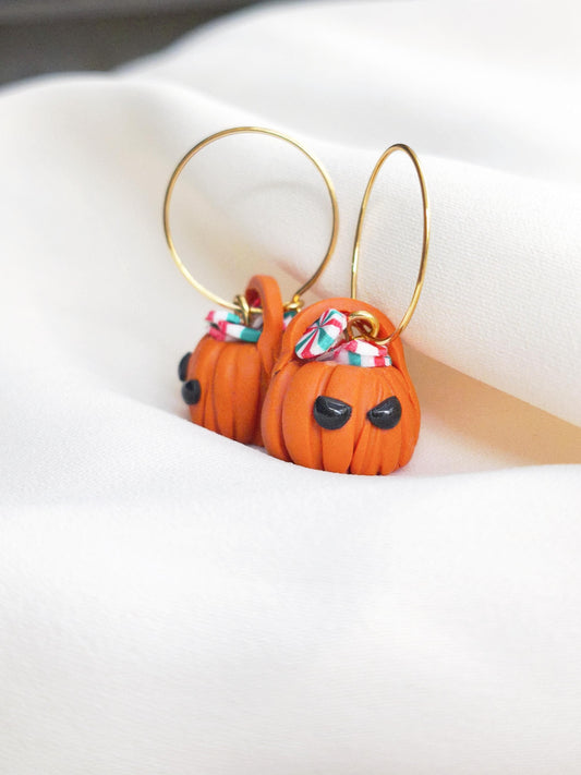 Halloween Pumpkin Bucket Hoop Earrings, Pumpkin Earrings with Candy, Handmade, Autumn, Halloween Earrings, Pumpkin Hoop Earrings, Whimsical
