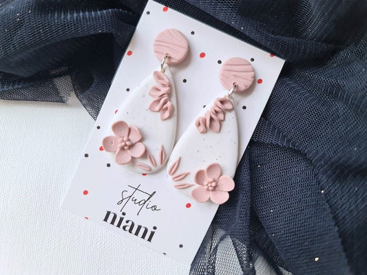 Floral Earrings, Polymer Clay Earrings, Speckles White and Pink color - Studio Niani