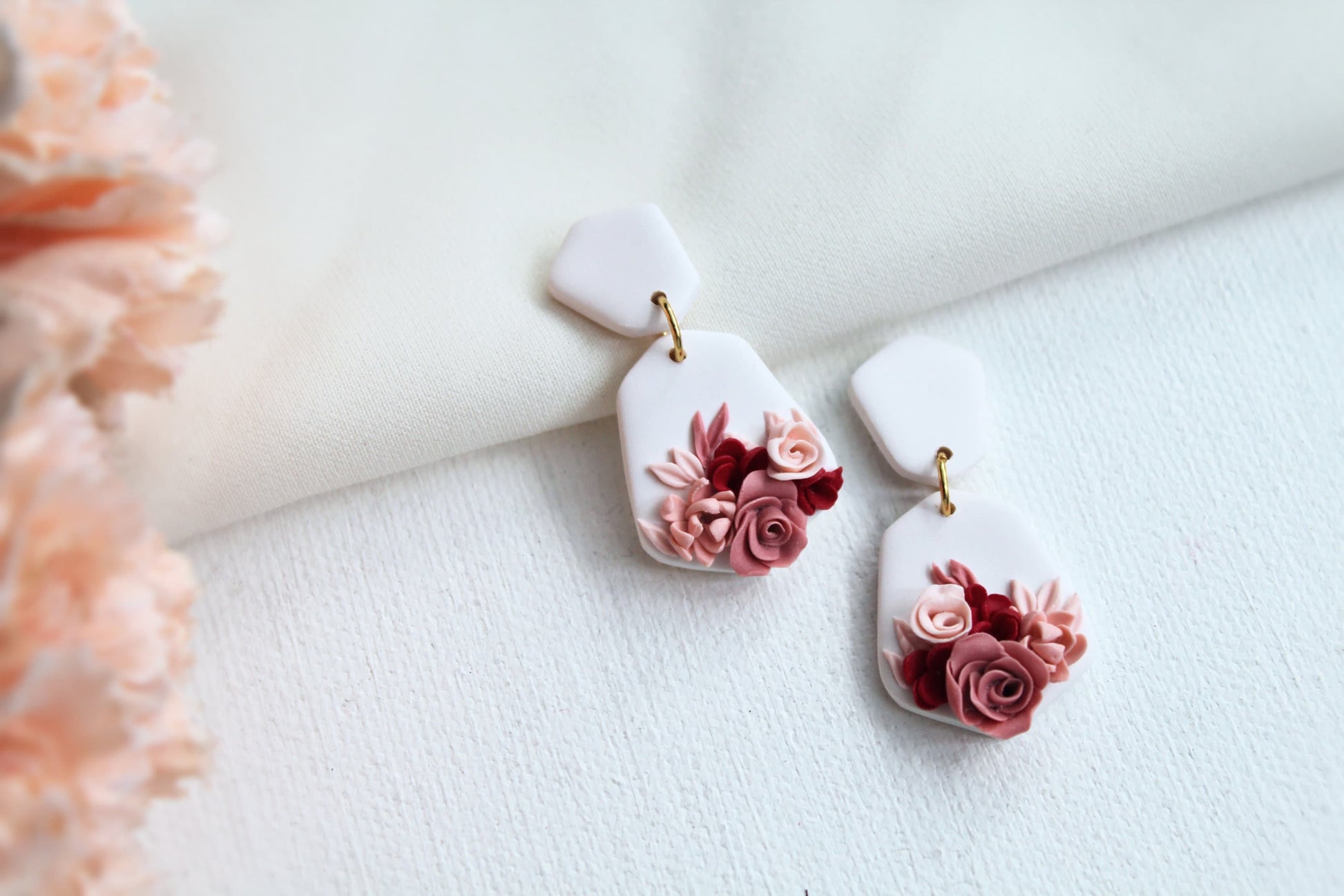White Earrings, Flower Clay Earrings, Wedding Earrings, Polymer Clay Earrings, Floral Earrings Dangle, Spring Earrings, Valentine's,Handmade