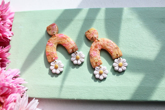 Daisy Earrings, Polymer Clay Floral Earrings, Earrings, Clay Earrings, Orange, Summer Earrings, Spring Earrings, Daisy Statement Earrings