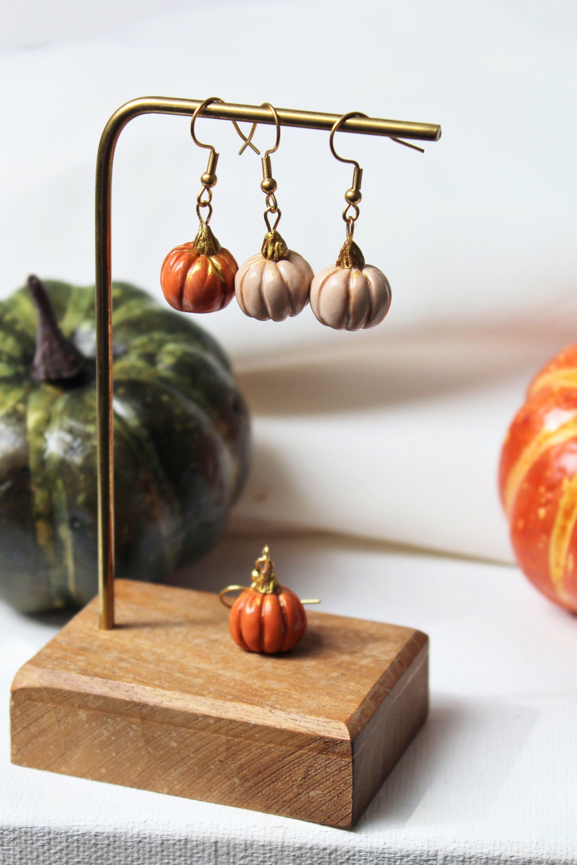 Pumpkin Earrings, Polymer Clay Earrings, Pumpkin Dangle Earrings, Autumn Earrings, Halloween Earrings, Clay Earrings,Handmade,Gift for her
