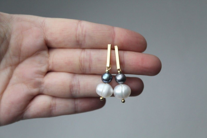 Pearl Earrings Jewelry Vintage Style Natural Freshwater Pearl Stud Women  Gift | eBay